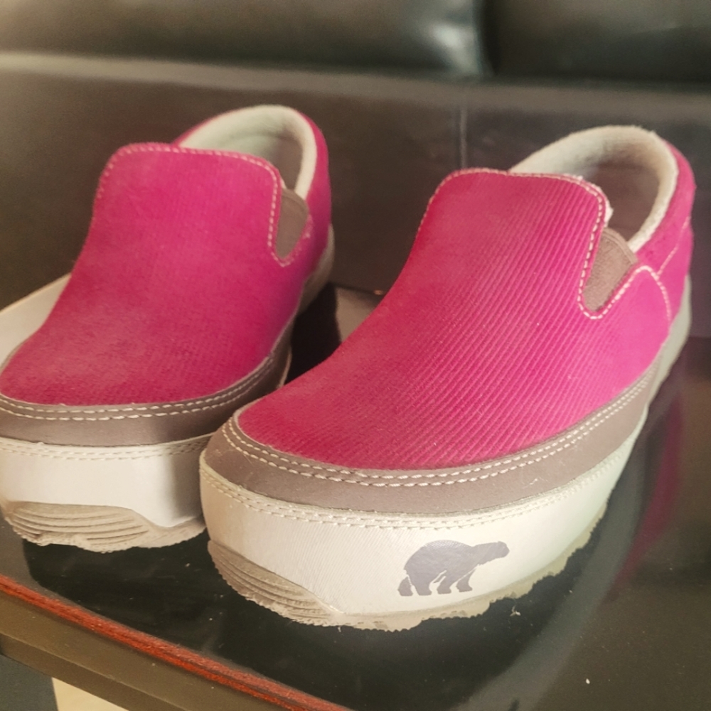 Sorel, youth size 6, women size 8, worn once, like new
